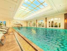 Dubai’S First Indoor-To-Outdoor Sky Pool