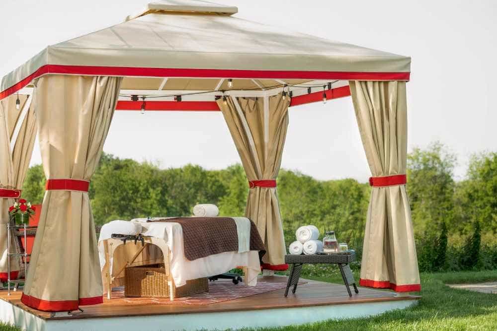 Open Cabanas