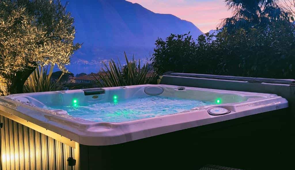 Jacuzzi