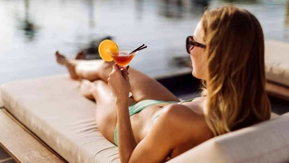Poolside Bar
