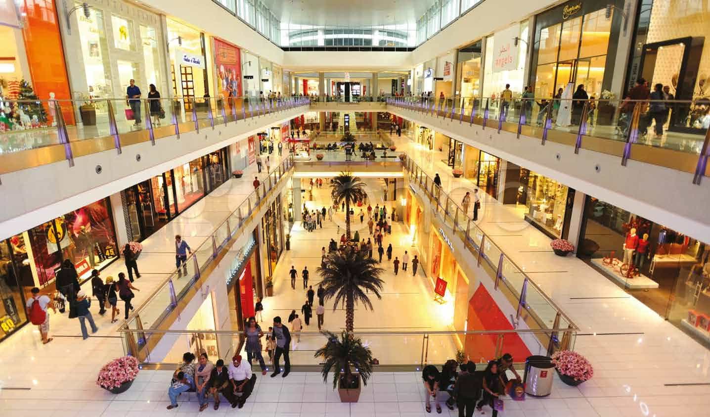 F&B & Retail