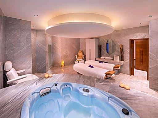 Jacuzzi
