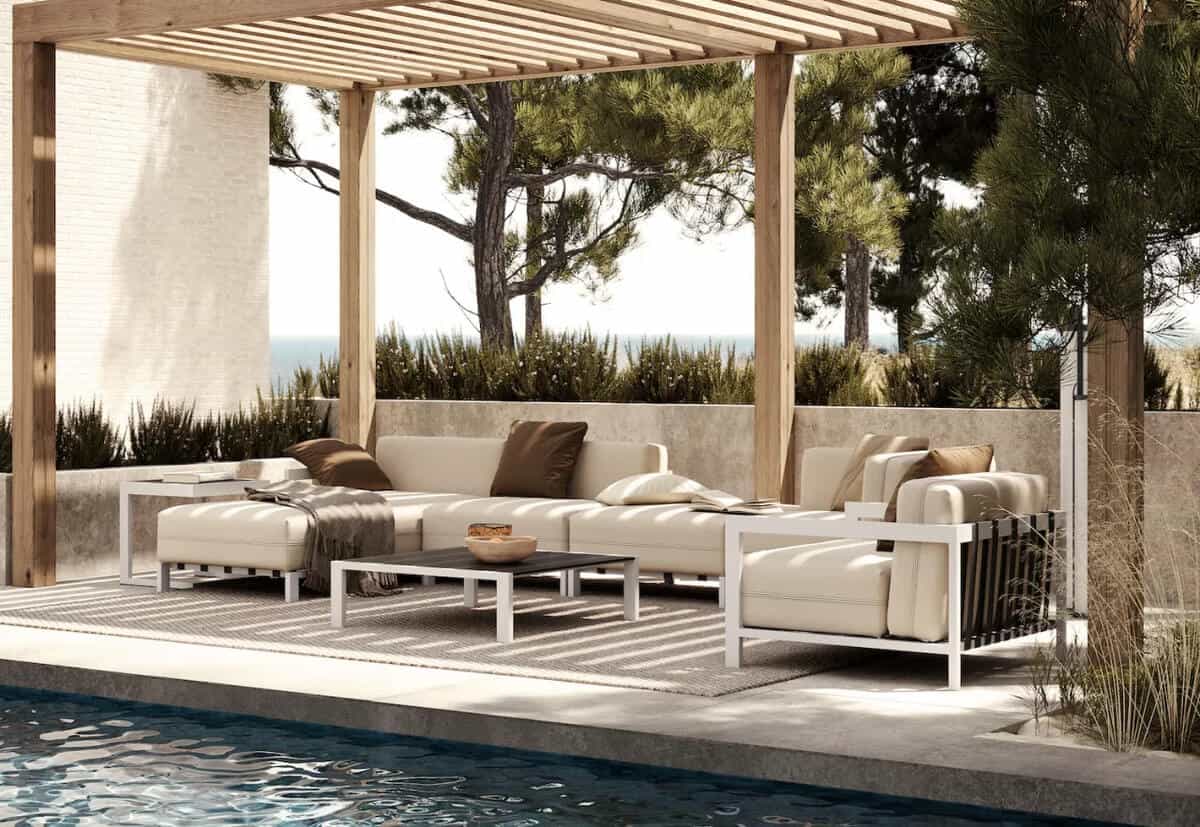 Sun Lounge Area