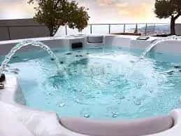 Jaccuzi