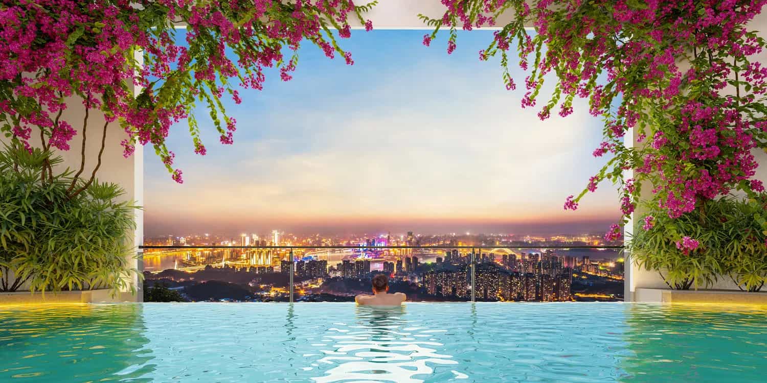 Rooftop Infinity Pool
