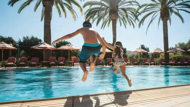 Adults' & Kids' Swimming Pools