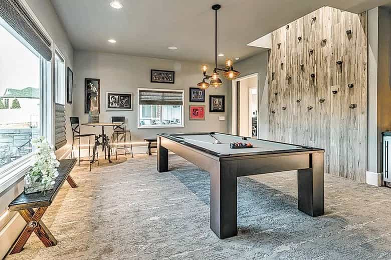Billiards & Table Tennis